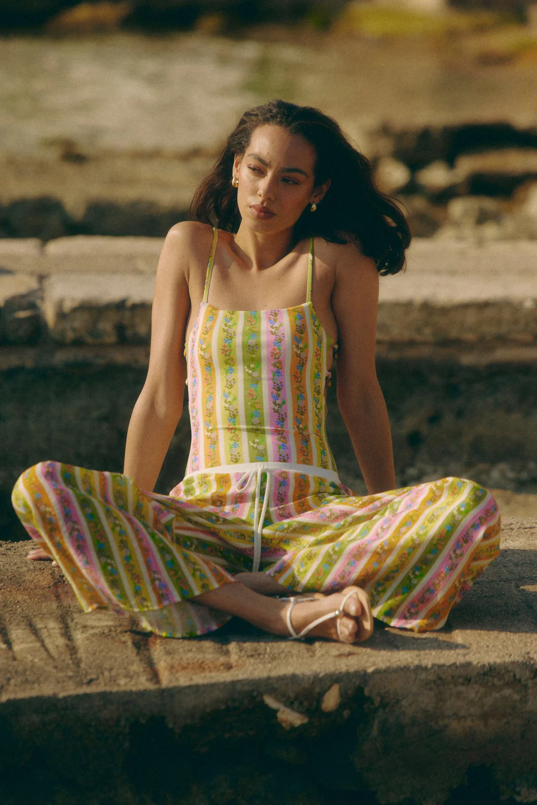 dara one-piece - Image 4